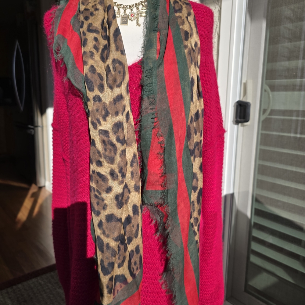 Gucci Red and Green Leopard Striped Scarf